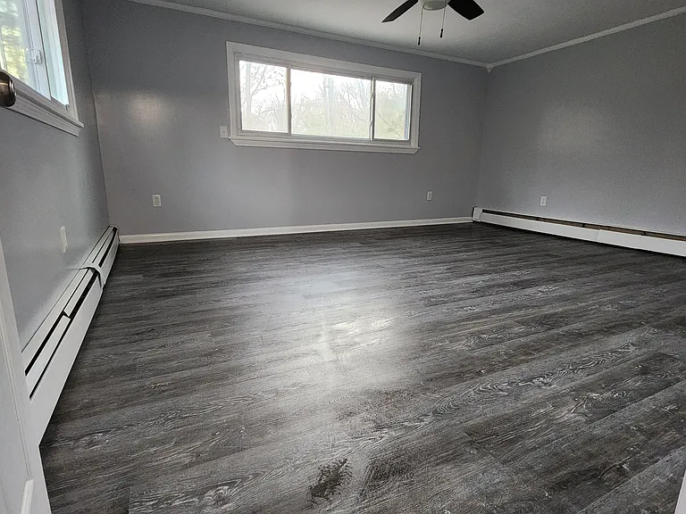 1751 S Main St — Photo 18
