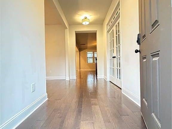 5th image of 1545 Dahlia Dr