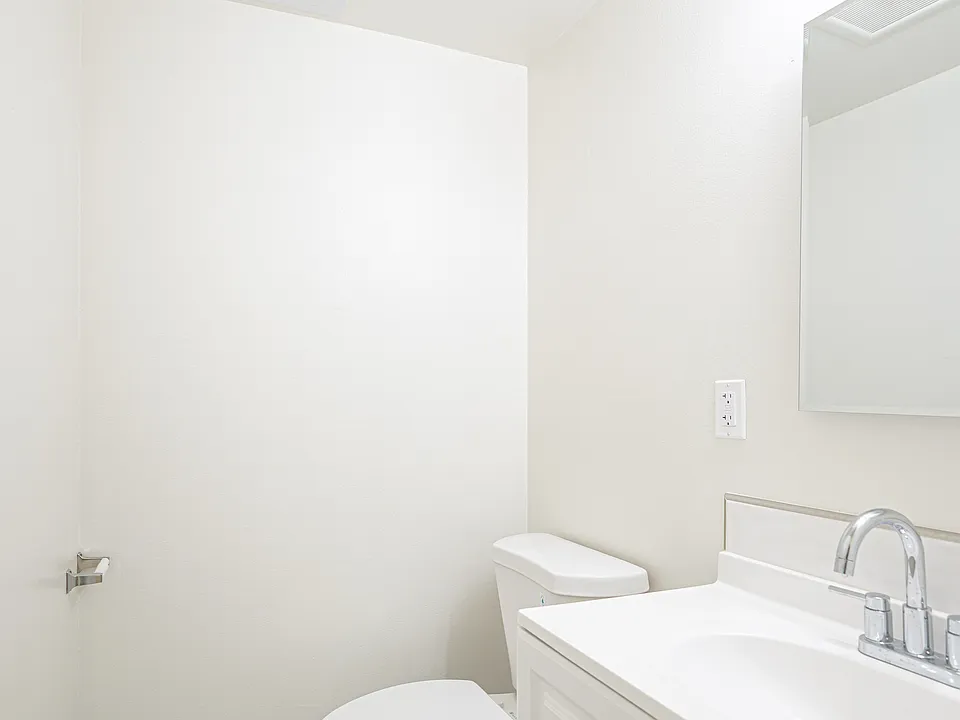 Down-stair Half Bathroom