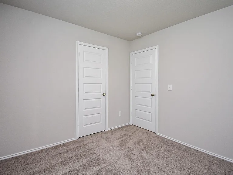 8006 Camphor Ct — Photo 22