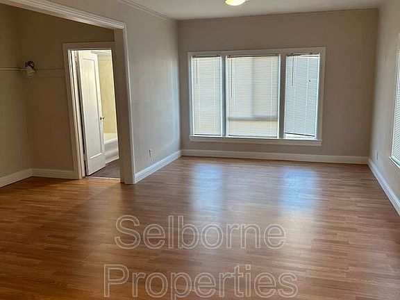 2nd image of 1945 26th Ave #201