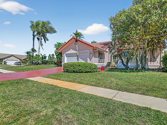 4th image of 19260 Cherry Hills Terrace