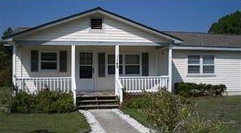 1st image of 1149 Queens Way NE