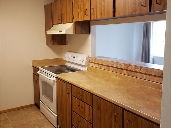 4th image of 303 Kenyon St NW APT 4E