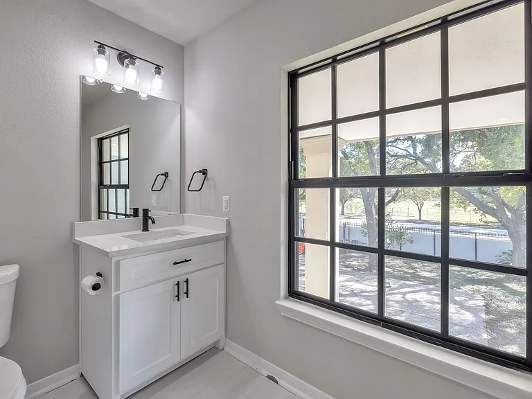 7312 Main St — Photo 23