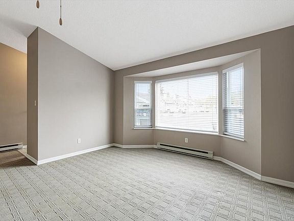 3rd image of 120 Finholm St N #53