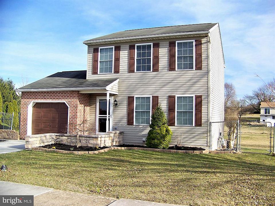 1st image of 146 Abbotts Dr