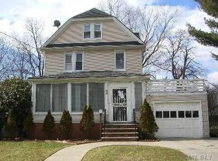 68 East Ave, Freeport, NY 11520