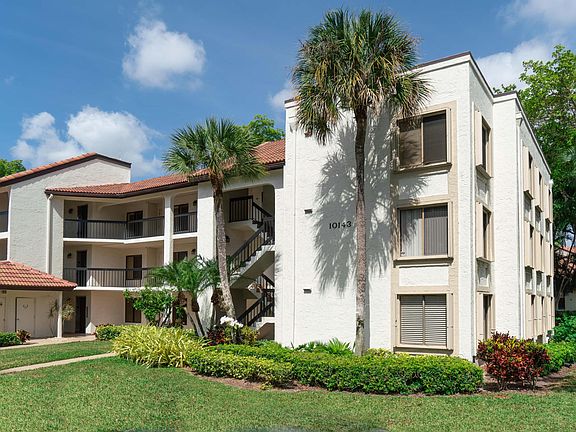 2nd image of 10143 Mangrove Drive #305