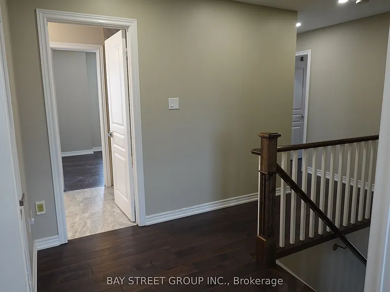 36 Vipond Rd — Photo 8
