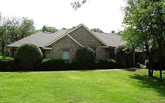 2nd image of 160 Knob Hill Ln