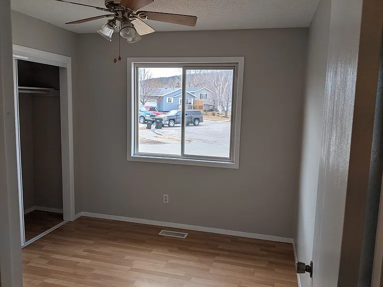 750 Packer Pl — Photo 6