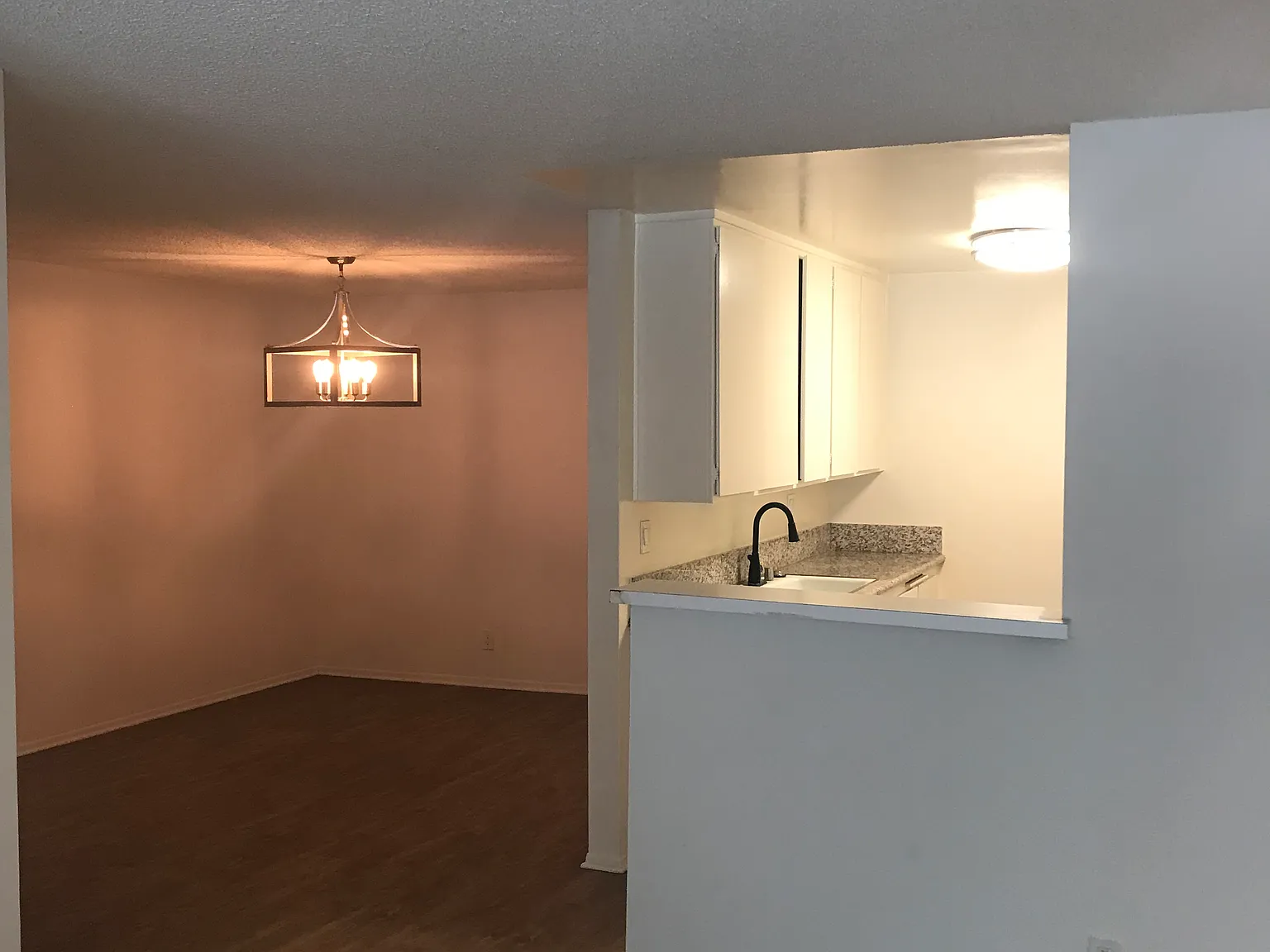 2 bed, 1400 sqft, $2,975 — Photo 4