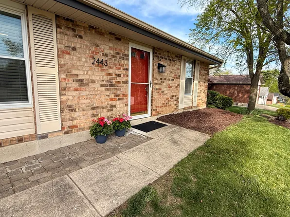 2443 Windsor Village Dr, Miamisburg, OH 45342