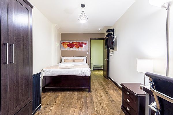 1st image of 35 E 7th St APT 1B