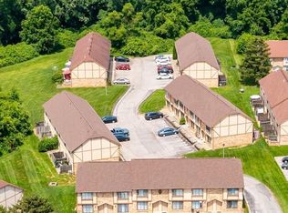 5467 Kenneylane Blvd, Columbus, OH 43235