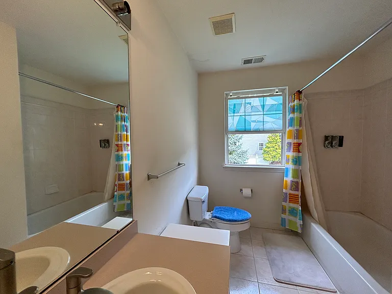 240 Kensington Dr — Photo 23