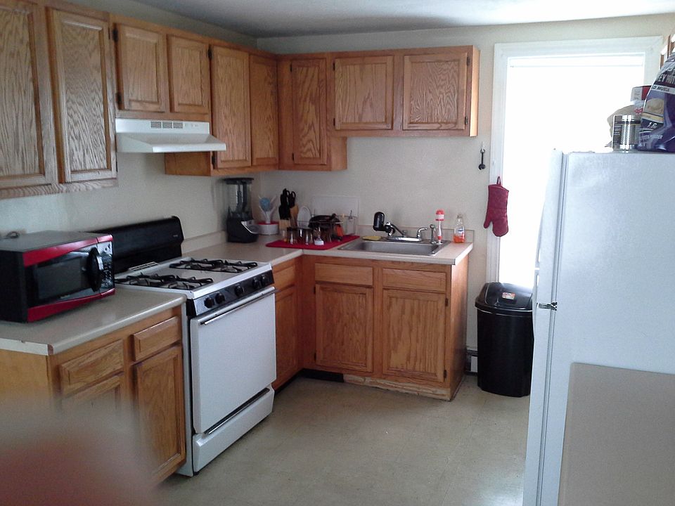 1st image of 56 Mechanic St