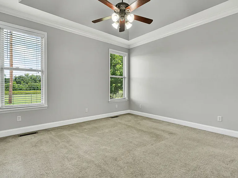 955 Dodie Dr — Photo 23