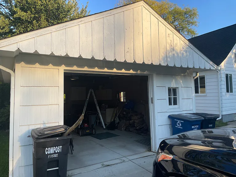 2112 Alice St — Photo 17