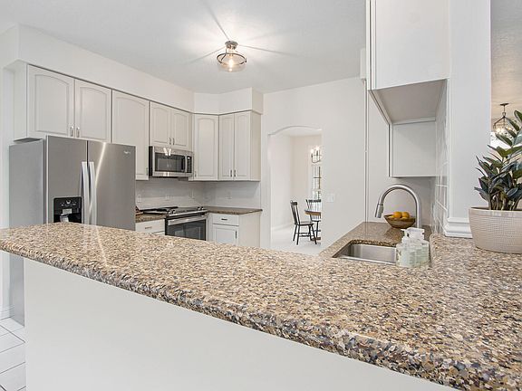3rd image of 6847 Northstar Ave