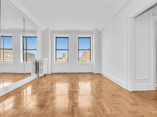 409 Edgecombe Avenue 12G image 3 of 13