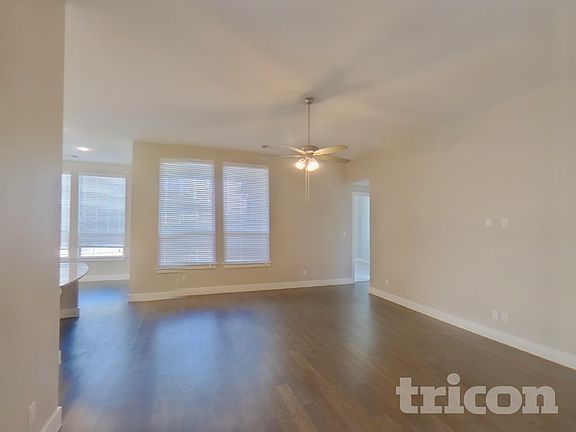 2nd image of 1008 Faringdon Dr