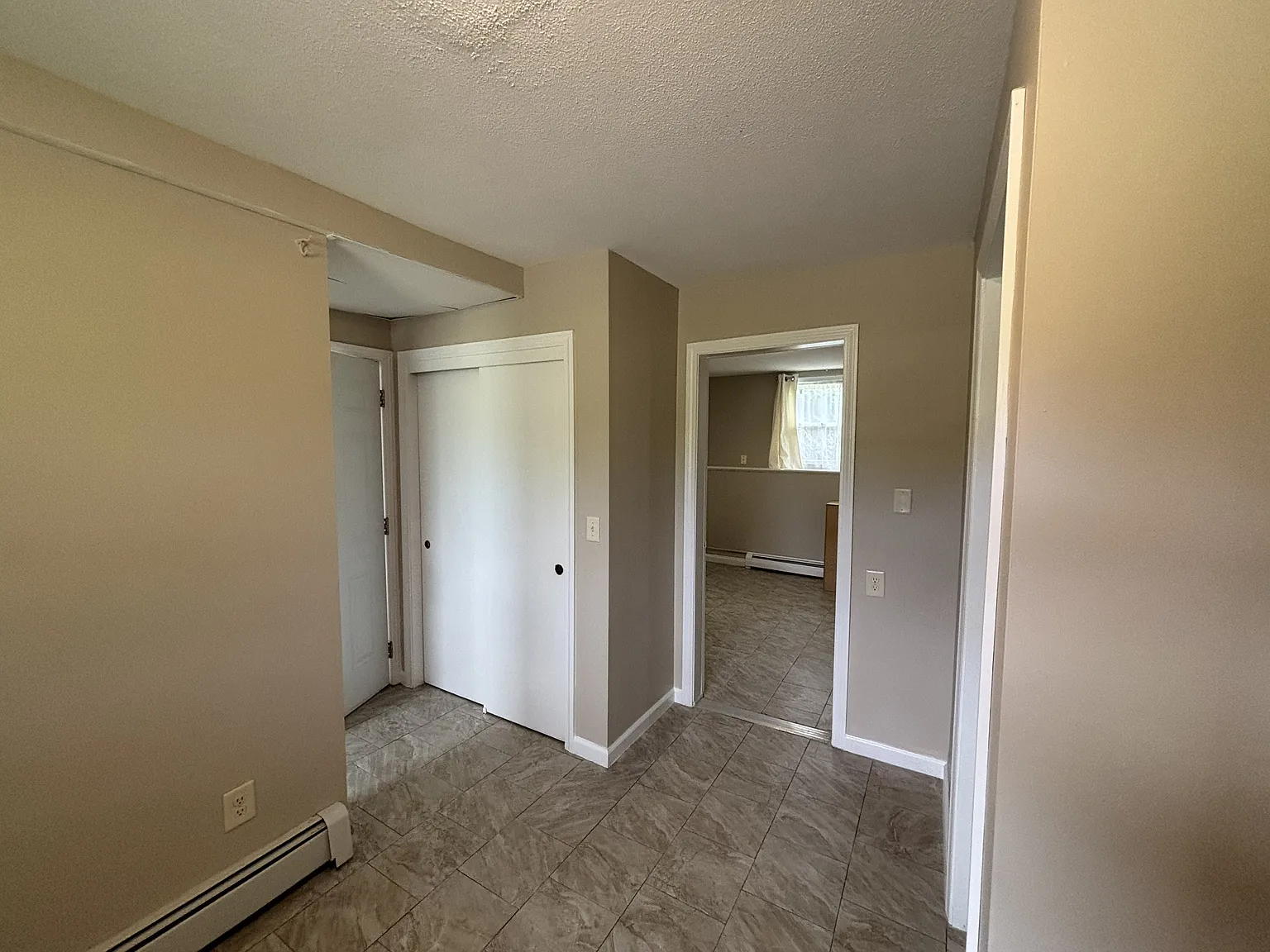 1 bed, 317 sqft, $1,500 — Photo 3