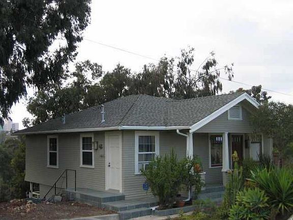 2nd image of 1012 Lincoln Ave