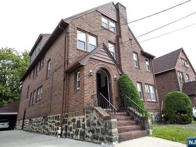 465 Oakdene Ave, Cliffside Park, NJ, 07010
