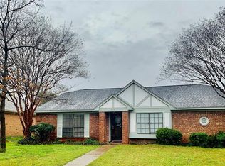 217 Stillmeadow Dr, Garland, TX 75040