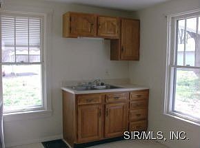 4th image of 189 Summit Ave