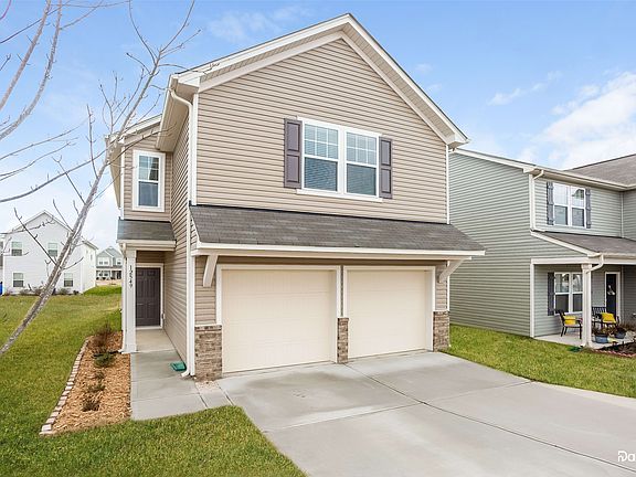3rd image of 12549 Garron Rd