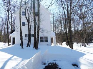 19 Fairmile Ln, Warwick, NY 10990