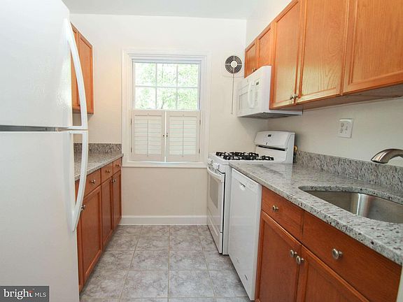 5th image of 9461 Fairfax Blvd APT 103