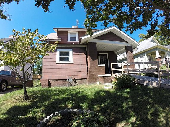 2nd image of 2307 Washington Ave