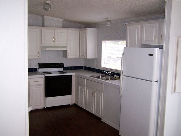 Eat in Kitchen