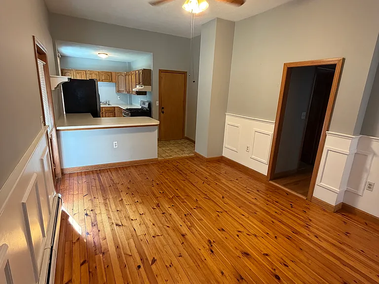 92 Chestnut St — Photo 18
