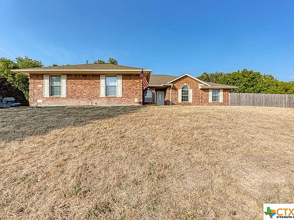 3rd image of 2611 Freedom Ln