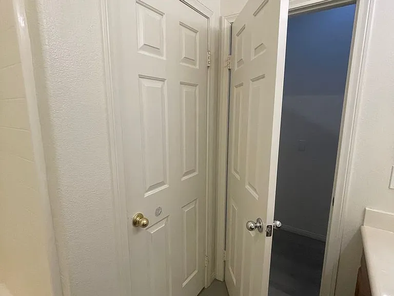 14190 Blackstone St — Photo 31