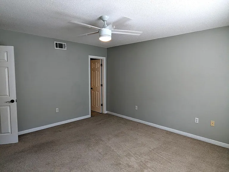 517 Rush Park Cir — Photo 18