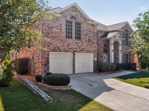 8613 Russell Dr, Rowlett, TX 75089