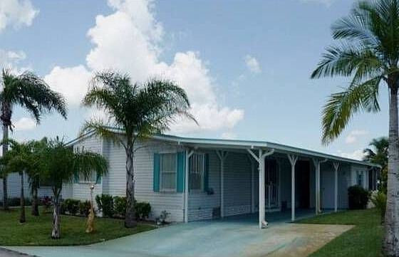 1st image of 1064 Dracena Dr