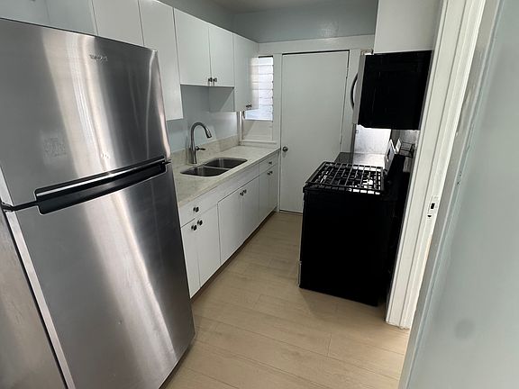 5th image of 637 W Avenue 28 #637