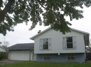 5259 Drake Ln, Matteson, IL 60443