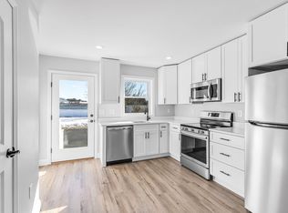 213 Pine St #1, Springfield, MA 01105