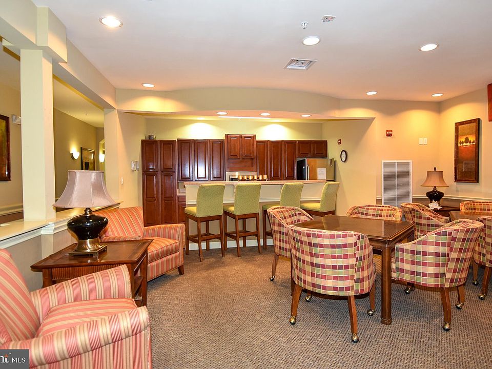 Kings Overlook Condominiums 14301 Kings Crossing Blvd Boyds MD Zillow