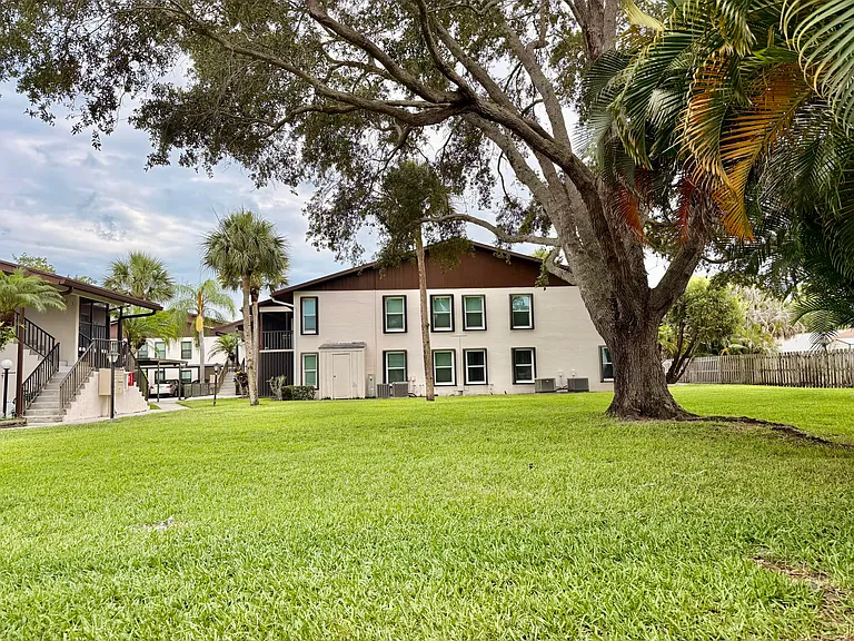 6531 SE Federal Hwy #G107 — Photo 4