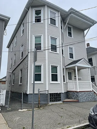55 Salisbury St #1 Photo 1