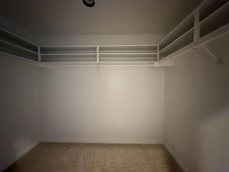 4 Saturn Cir — Photo 24